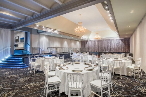 Armon Plaza Montreal Airpt, Trademark Collection by Wyndham image 17