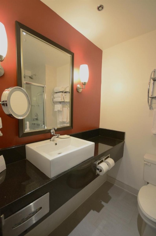 Armon Plaza Montreal Airpt, Trademark Collection by Wyndham image 36