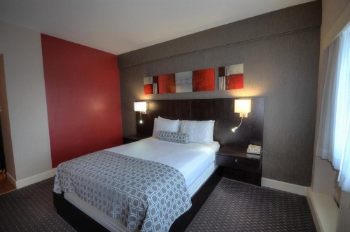 Armon Plaza Montreal Airpt, Trademark Collection by Wyndham image 6